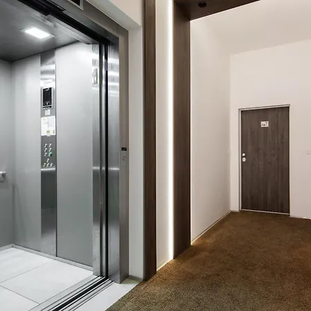 Jolara With Heated Pool *
