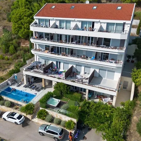 Apartment Jolara With Heated Pool *